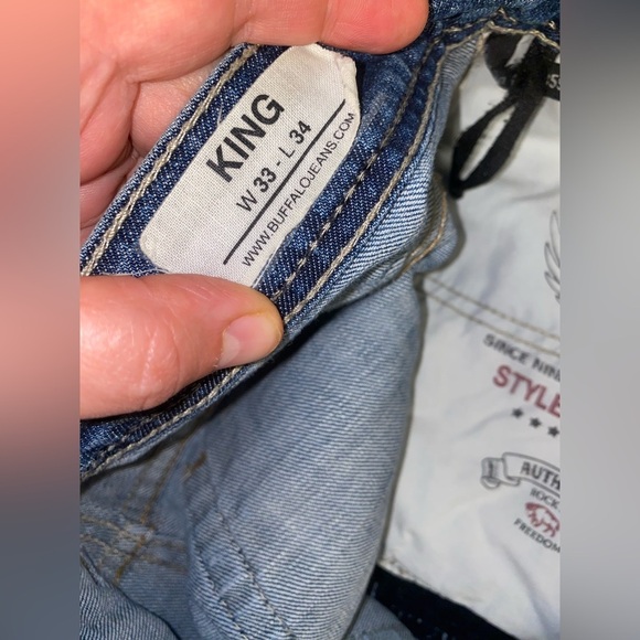 Men's Distressed Blue Jeans. Buffalo 🦬 jeans. Made in USA 🇺🇸 - Picture 3 of 7